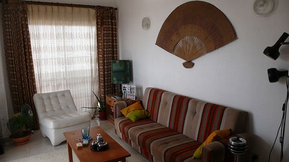 Sans arme, ni haine, ni violence - Décor 4 - Gilles Graziano Chef Décorateur